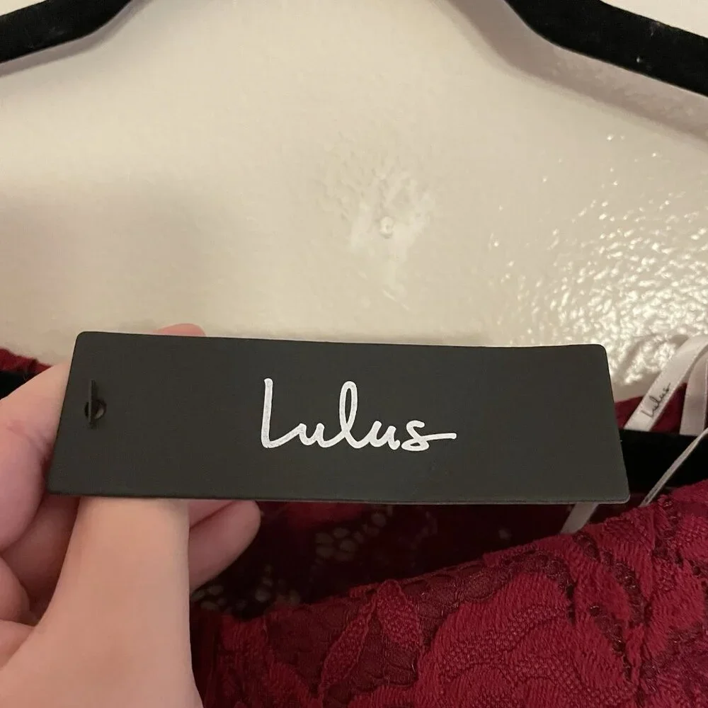 Lulus Women XS Flirty Thoughts Wine Red Lace Off-The-Shoulder Bodycon Dress NWT - Picture 9 of 12